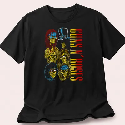 Vintage rock tee featuring Guns N' Roses skulls with long hair and a top hat.